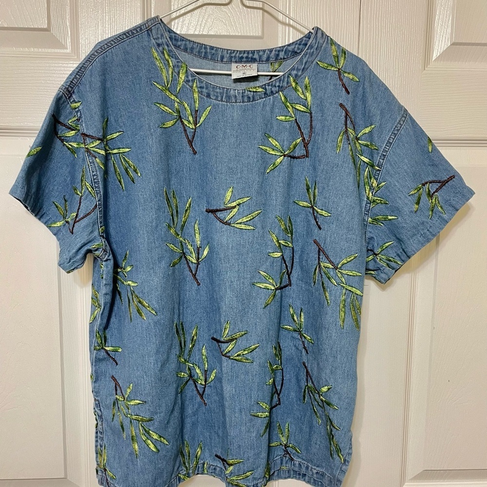 CMC Color Me Collection 100% Cotton Size XL Denim with embroidered leaves